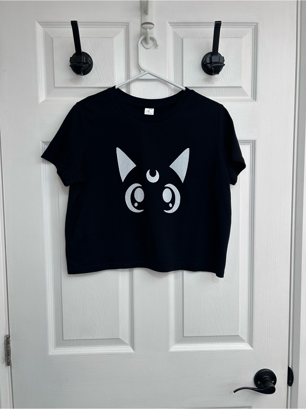 SHEIN Black Cropped Tee with Silver Cat Moon Graphic - Luna from Sailor Moon